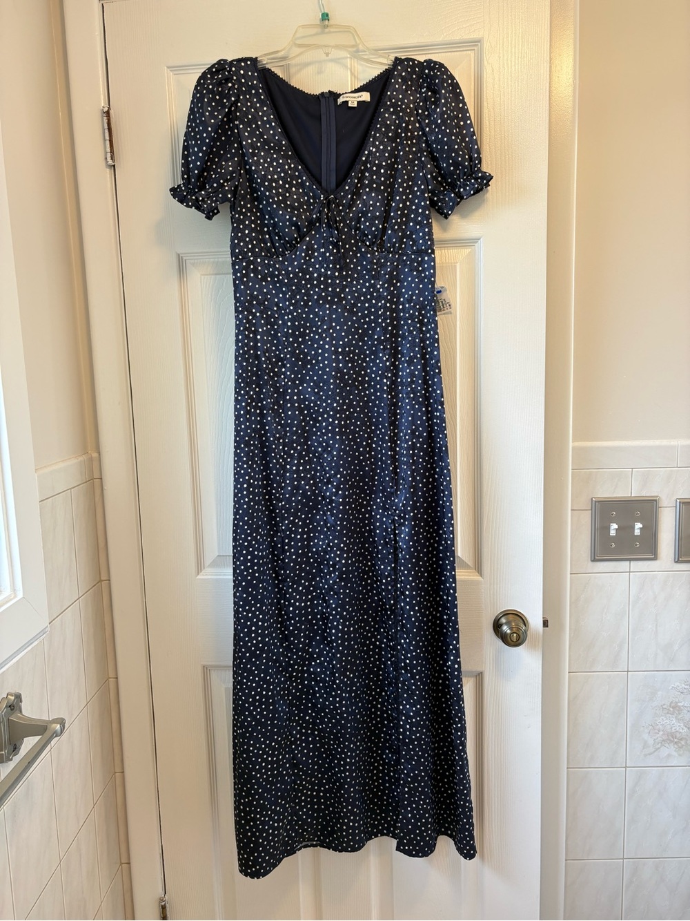 Francesca's Collections Navy and White Polka Dot Puff-Sleeve Maxi Dress